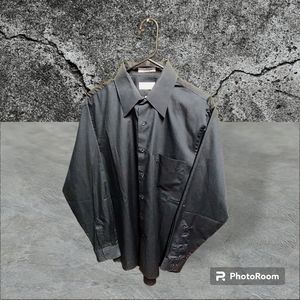 Men's  Van Huesen Button Down Shirt